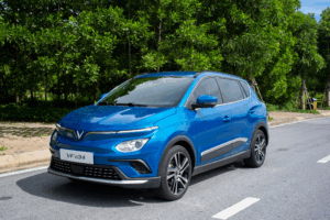 Giá xe VinFast VF e34 mới nhất