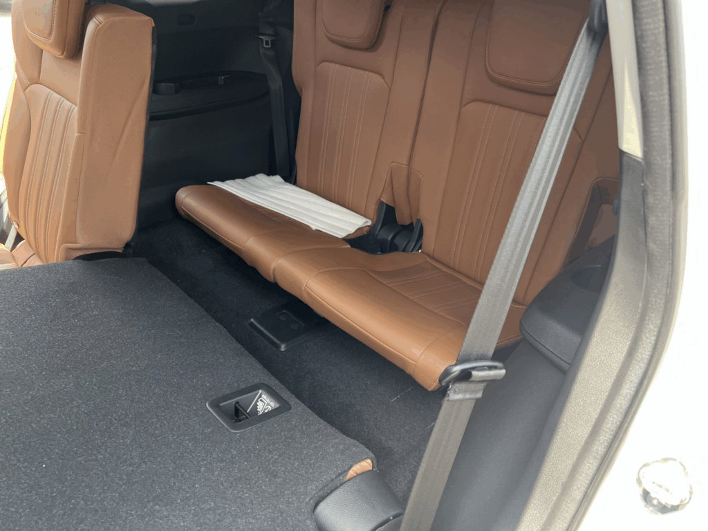 Giá xe Isuzu mu-X mới nhất 11 image 113