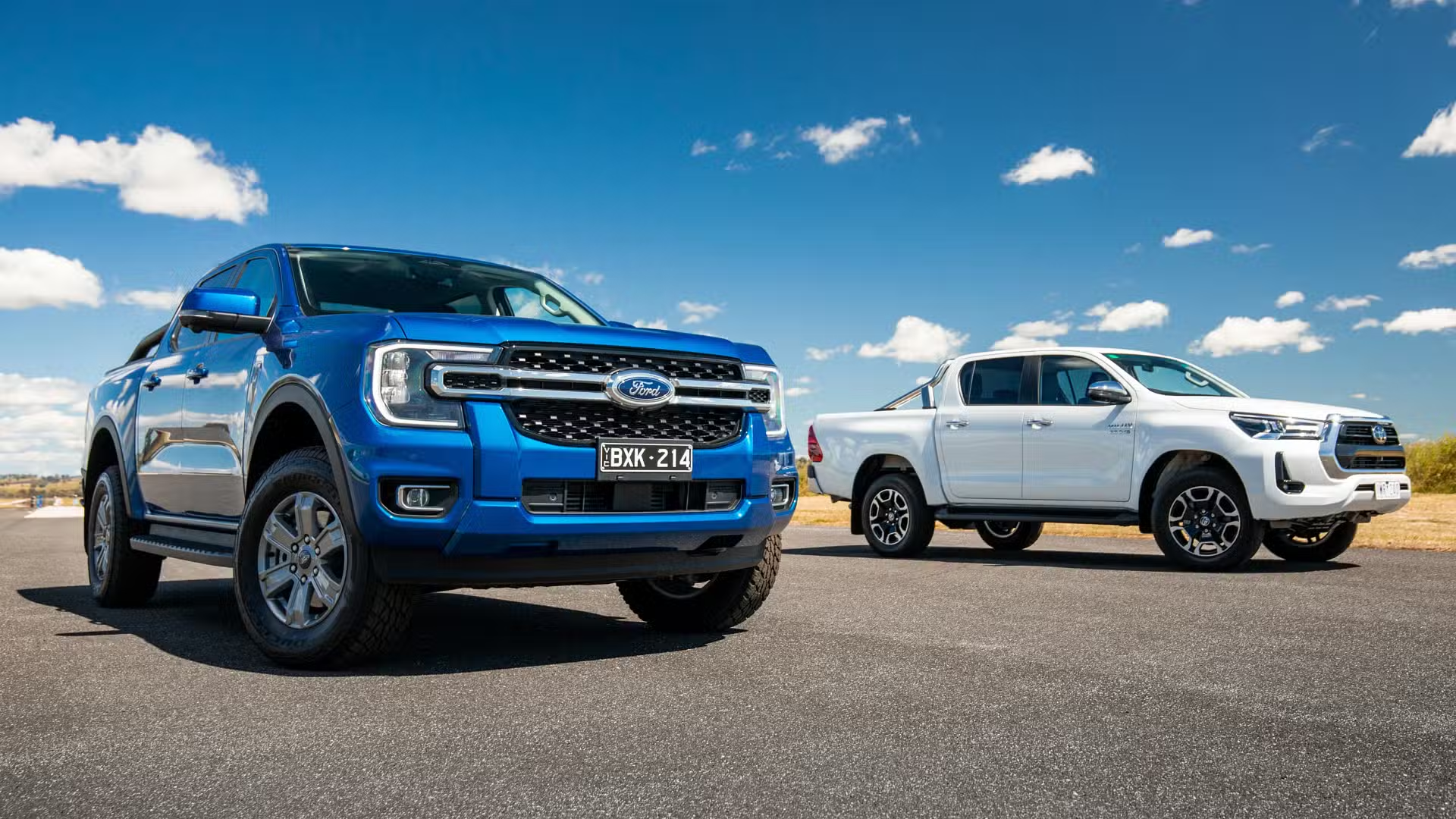 So sánh xe Toyota Hilux và Ford Ranger: "Kỳ phùng địch thủ" trong phân khúc bán tải Việt Nam 1 image 15