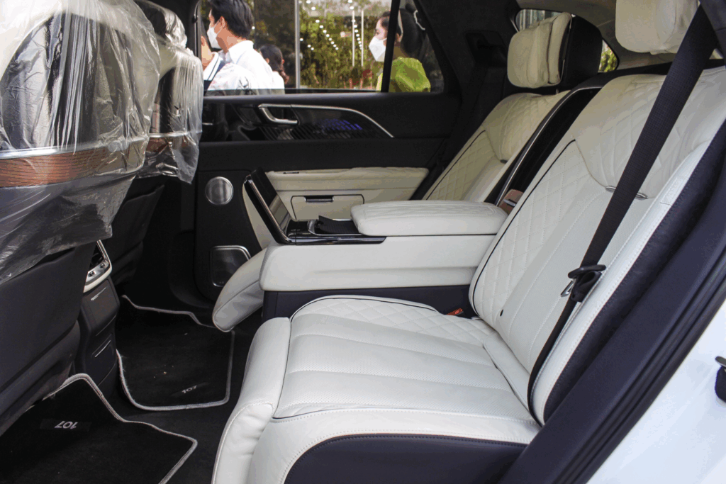 Giá xe Hongqi E-HS9 mới nhất 7 image 90