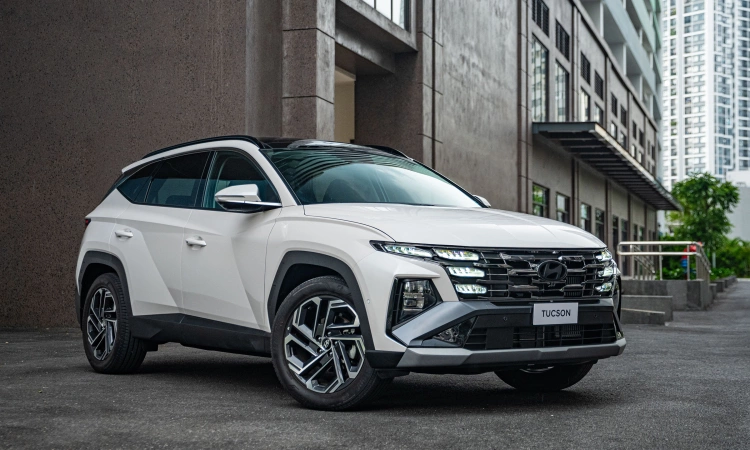 Top 10 Xe 5 Chỗ Máy Dầu 2025: Bảng Xếp Hạng Chi Tiết, Giá Bán và Hướng Dẫn Mua 7 image 12