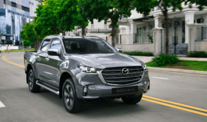 Giá xe Mazda BT-50 mới nhất