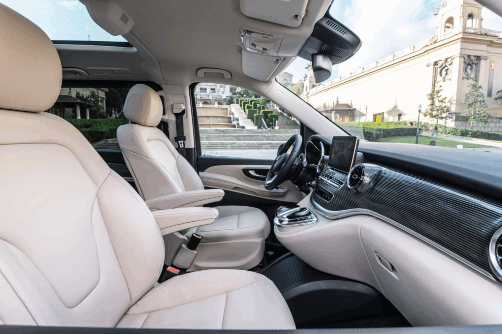 Giá xe Mercedes-Benz V-Class 2021 mới nhất 6 image 1003