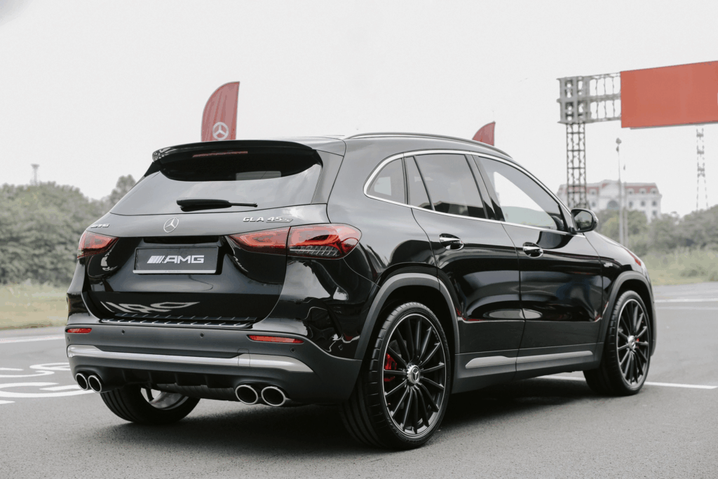 Giá xe Mercedes GLA 2022 mới nhất 4 image 1012