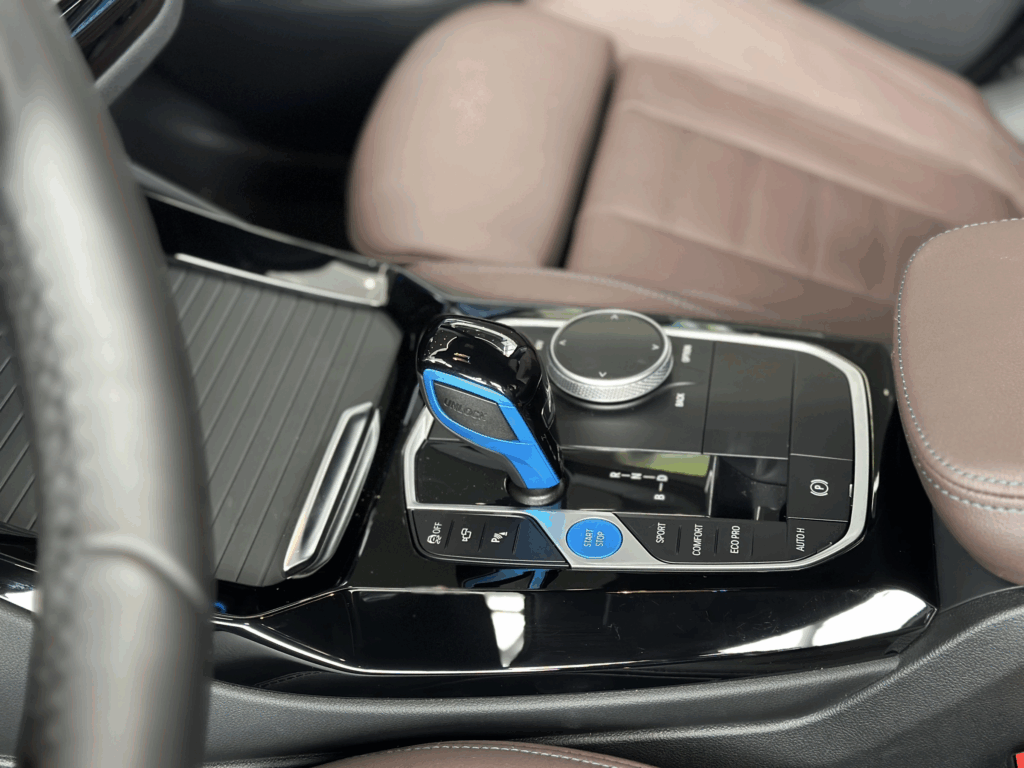Giá xe BMW iX3 2023 mới nhất 6 image 169