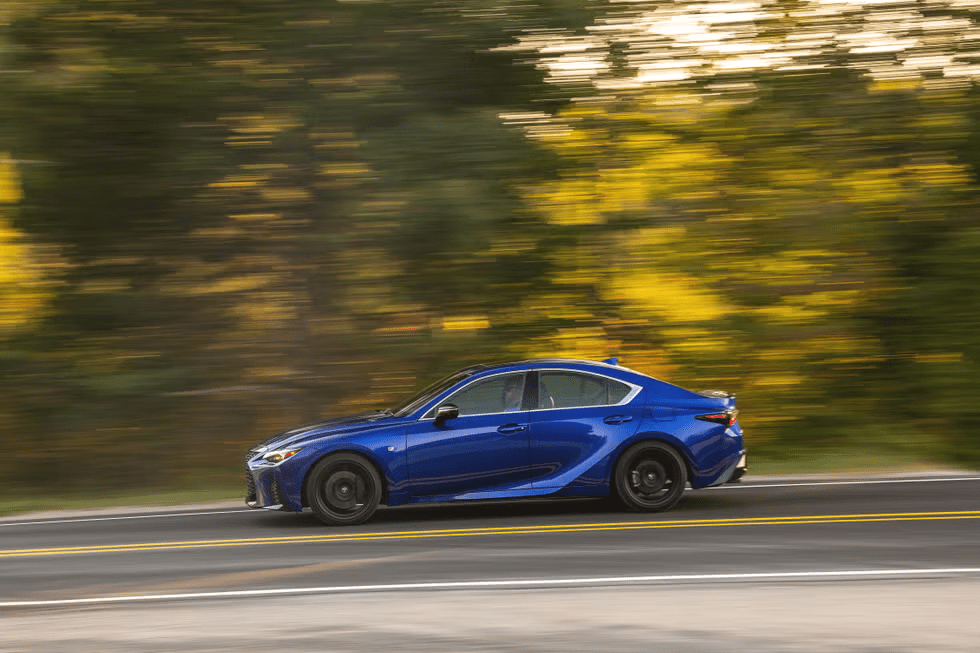 Giá xe Lexus IS 2021 mới nhất 3 image 874