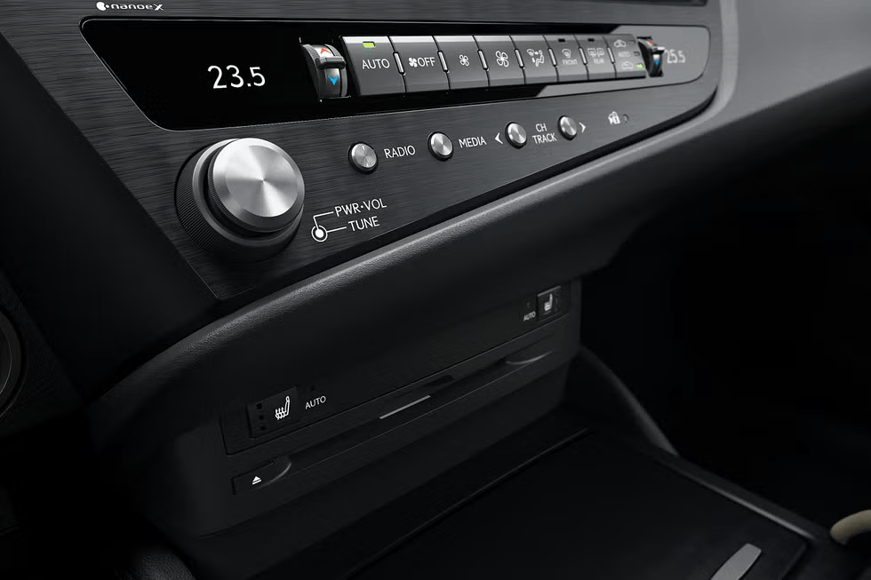 Giá xe Lexus ES 2022 mới nhất 19 image 889