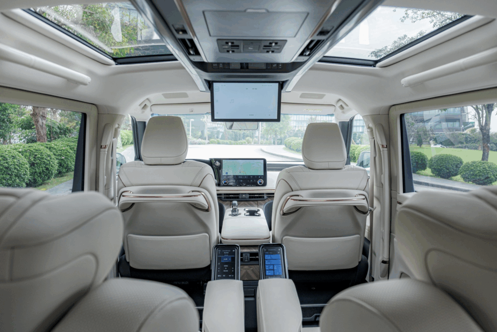 Giá xe Lexus LM 2024 mới nhất 6 image 941