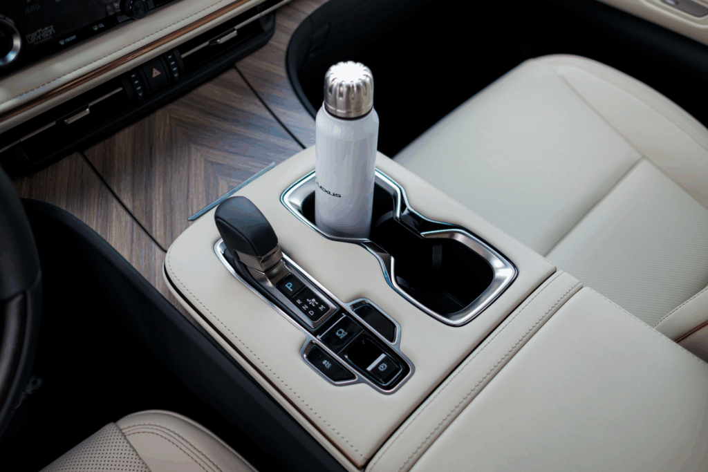 Giá xe Lexus LM 2024 mới nhất 8 image 943