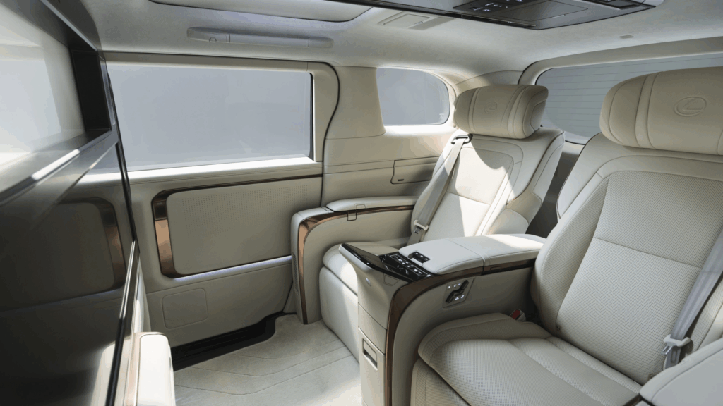 Giá xe Lexus LM 2024 mới nhất 10 image 944
