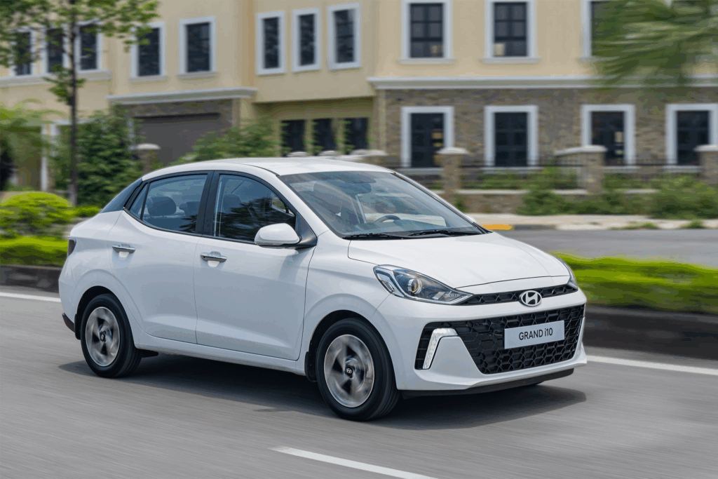 Top 5 xe cũ tiết kiệm xăng giá dưới 300 triệu: Hướng dẫn mua xe 2025 4 image 968