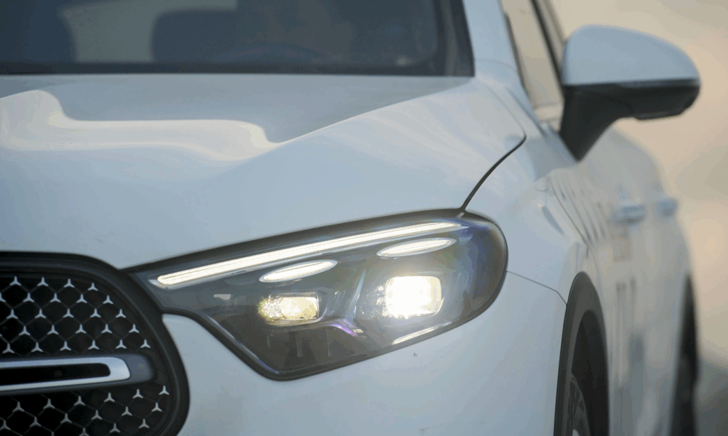 Giá xe Mercedes GLC 2023 mới nhất 7 image 987