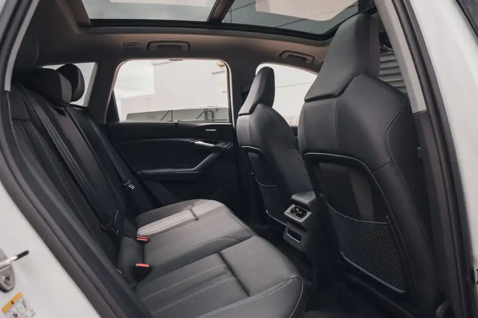 Giá xe Audi Q6 e-tron 2025 mới nhất 8 tinxemoi com 100