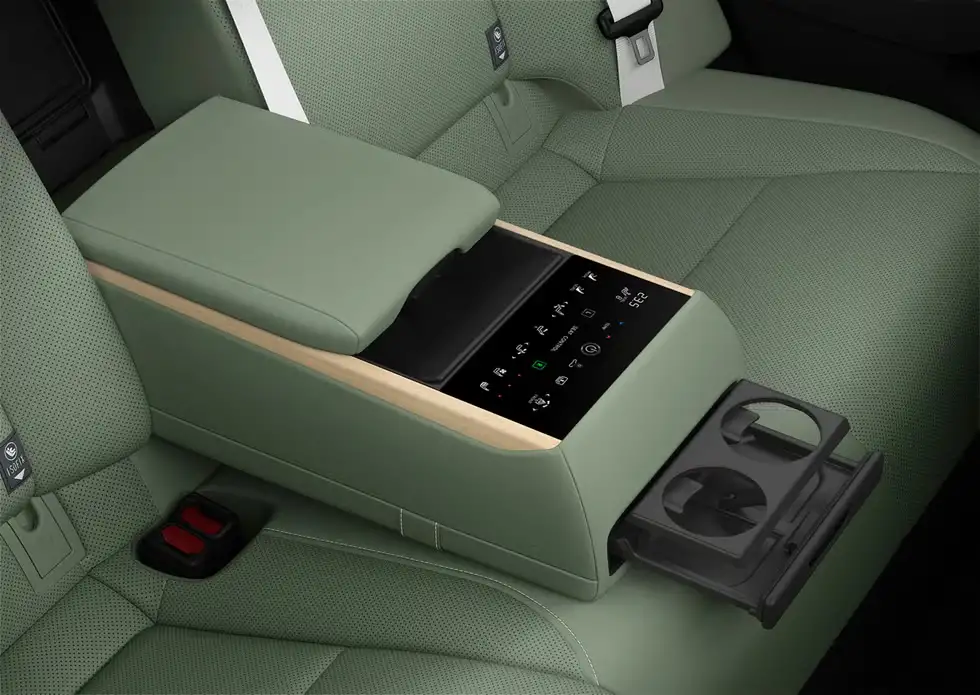 Giá xe Lexus ES 2026 mới nhất 8 tinxemoi com 205