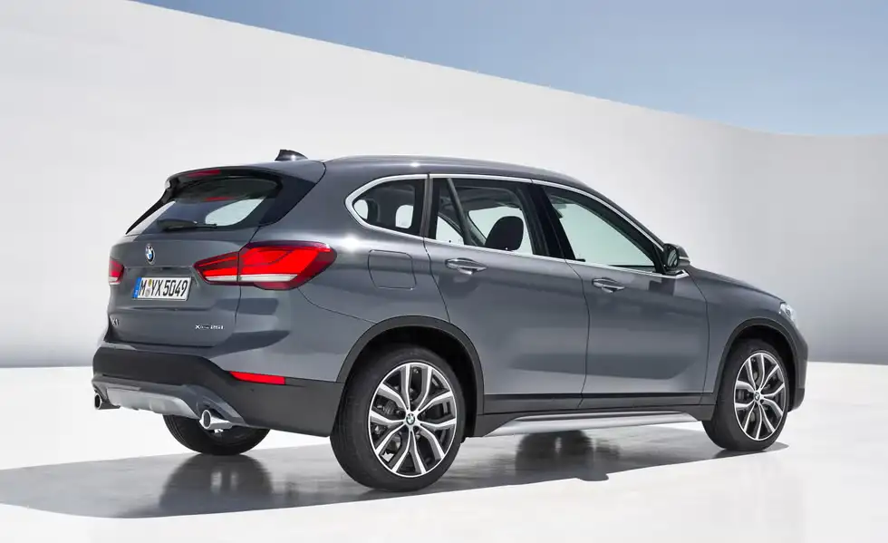 Giá xe BMW X1 2021 mới nhất 4 tinxemoi com 230