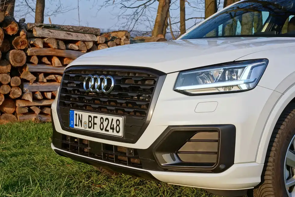 Giá xe Audi Q2 2021 mới nhất 12 tinxemoi com 268