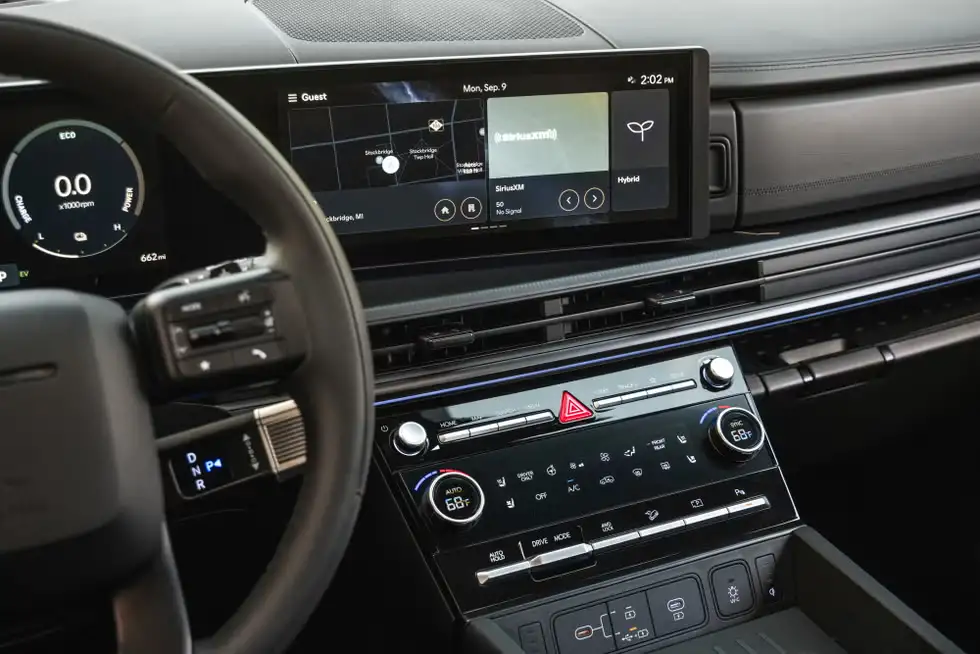 Giá xe Hyundai Santa Fe Hybrid 2025 mới nhất 6 tinxemoi com 31