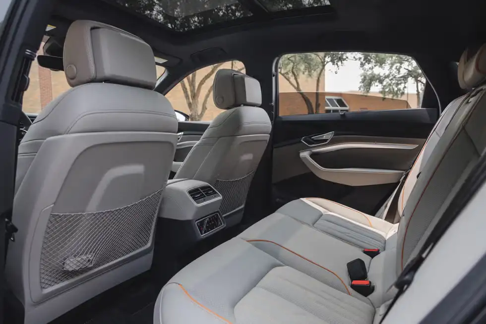Giá xe Audi Q8 e-tron 2024 mới nhất 10 tinxemoi com 342