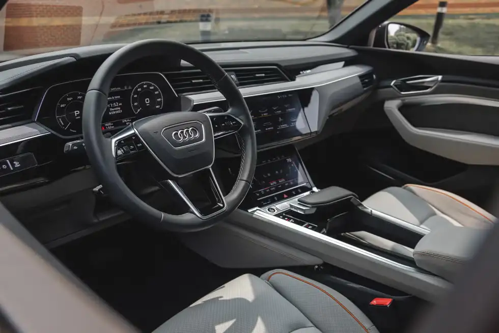 Giá xe Audi Q8 e-tron 2024 mới nhất 12 tinxemoi com 344