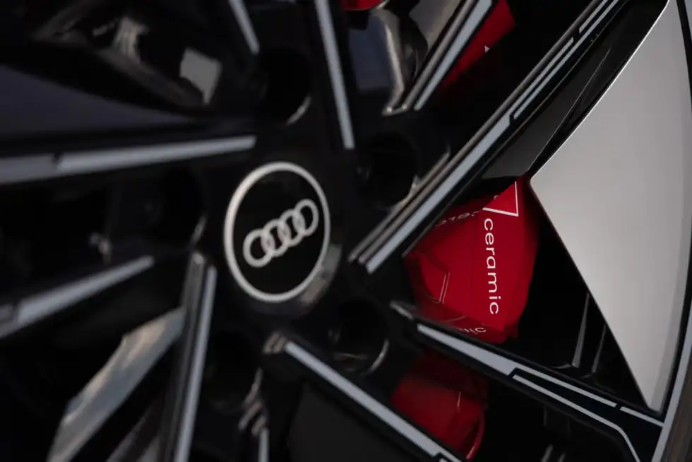 Giá xe Audi e-tron GT 2022 mới nhất 13 tinxemoi com 359