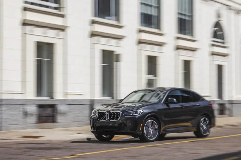 Giá xe BMW X4 2022 mới nhất 2 tinxemoi com 4 20250716 151029