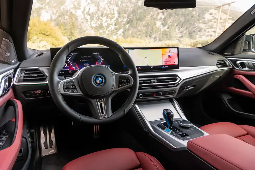 Giá xe BMW i4 2023 mới nhất 4 tinxemoi com 4 20250716 152714