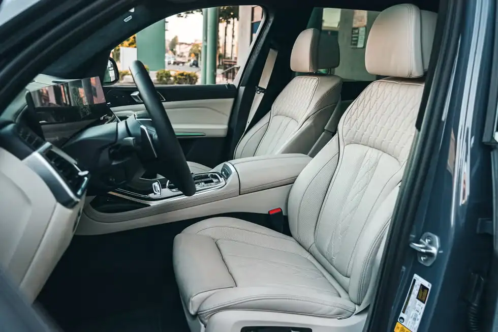 Giá xe BMW X7 2023 mới nhất 7 tinxemoi com 4 20250716 155337