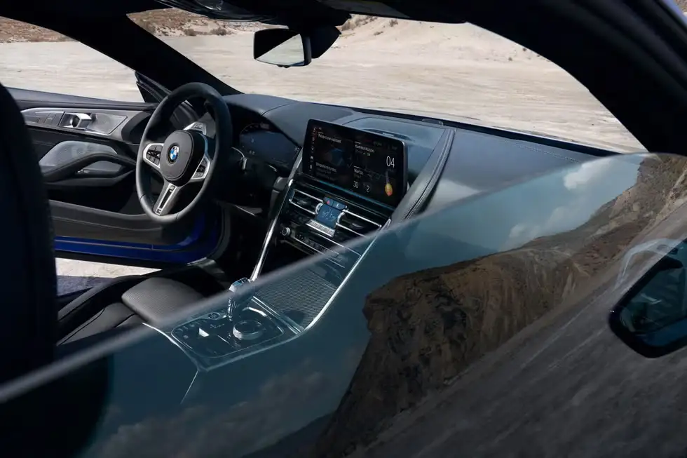 Giá xe BMW 8-Series 2023 mới nhất 7 tinxemoi com 4 20250716 160056