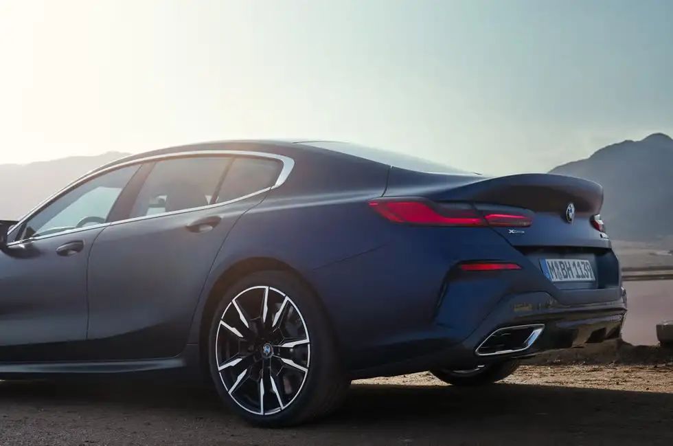 Giá xe BMW 8-Series 2023 mới nhất 8 tinxemoi com 4 20250716 160102