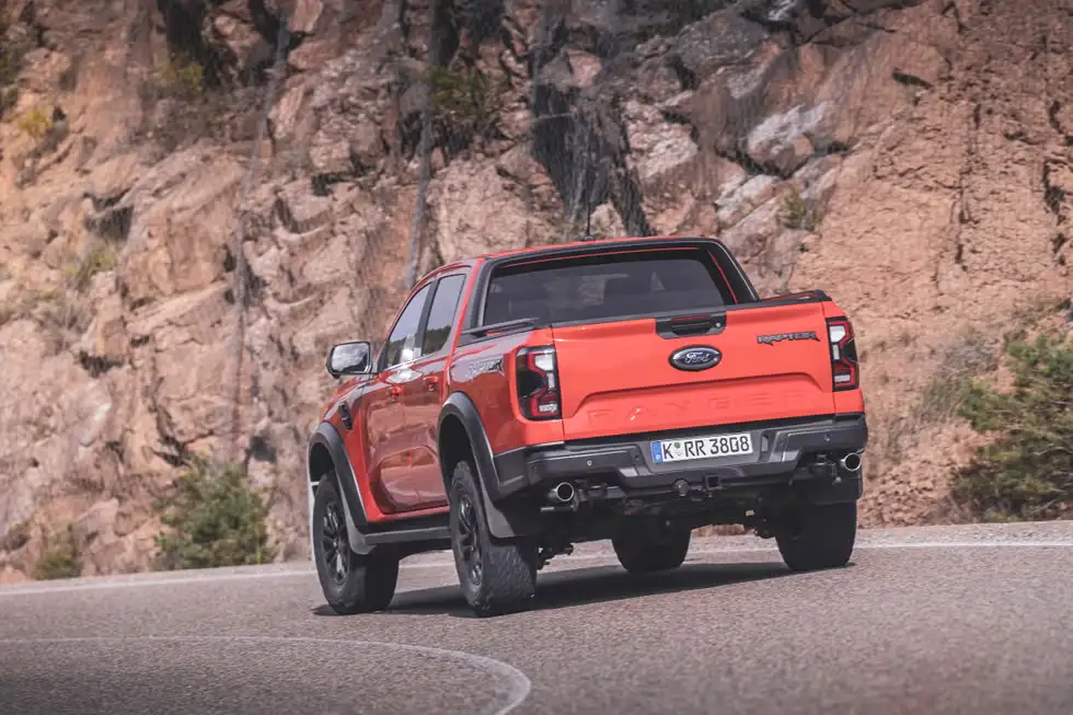 Giá xe Ford Ranger Raptor 2023 mới nhất 13 tinxemoi com 465