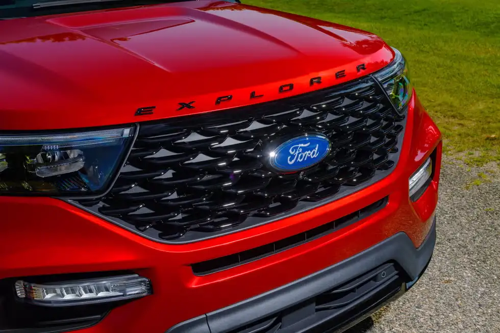 Giá xe Ford Explorer 2022 mới nhất 4 tinxemoi com 472