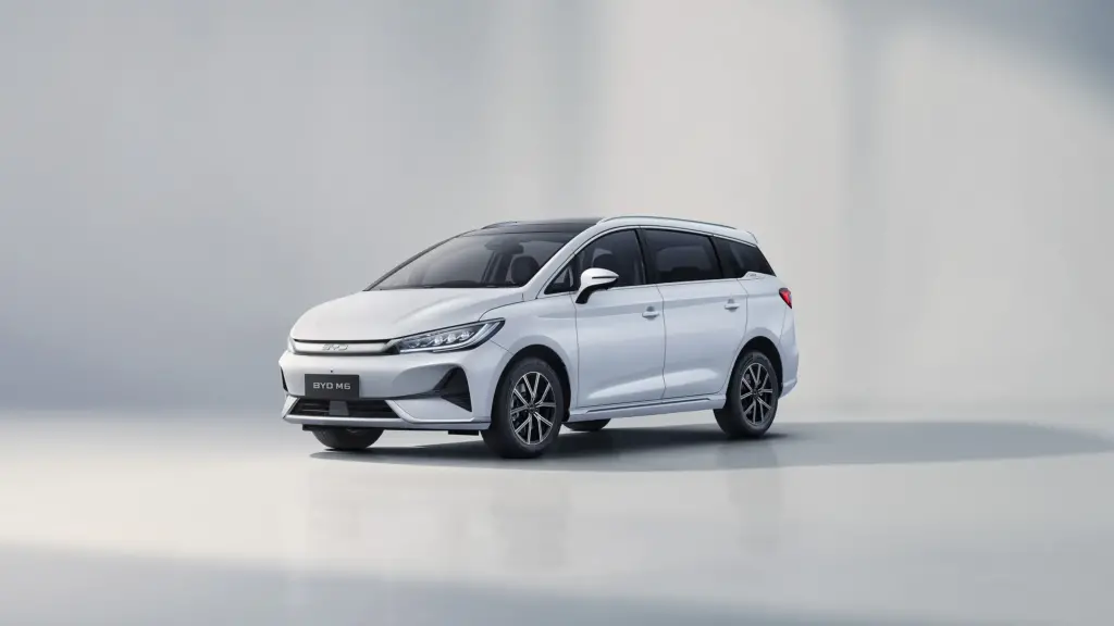 Giá xe BYD M6 2024 mới nhất 2 tinxemoi com 544