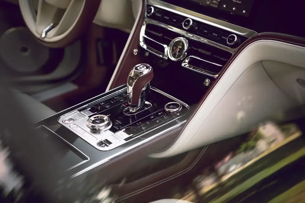 Giá xe Bentley Flying Spur 2021 mới nhất 6 tinxemoi com 60
