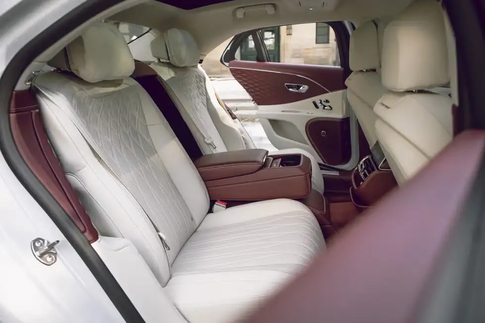 Giá xe Bentley Flying Spur 2021 mới nhất 9 tinxemoi com 63
