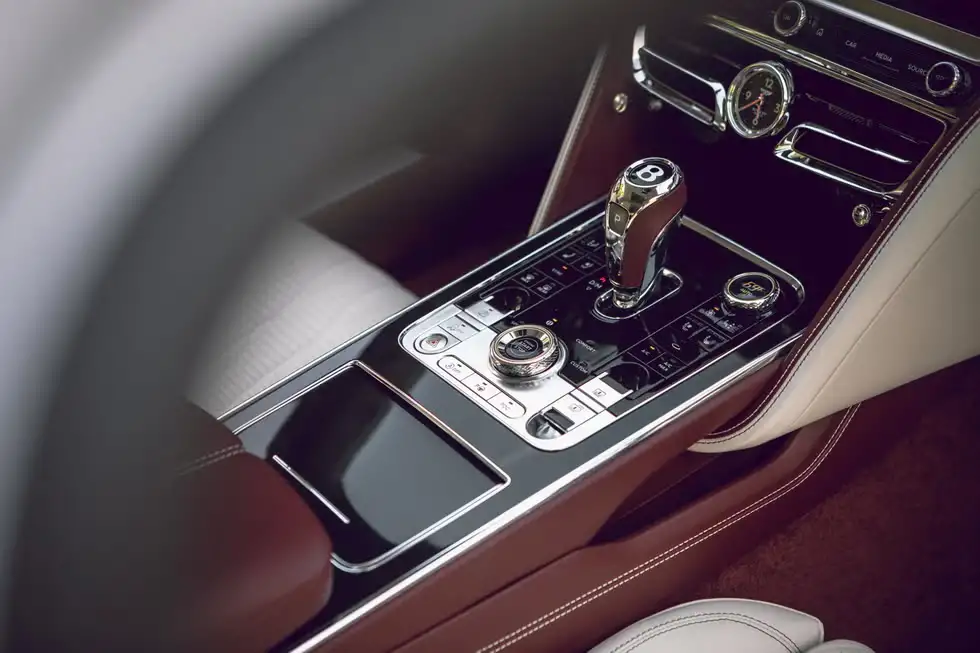 Giá xe Bentley Flying Spur 2021 mới nhất 12 tinxemoi com 66