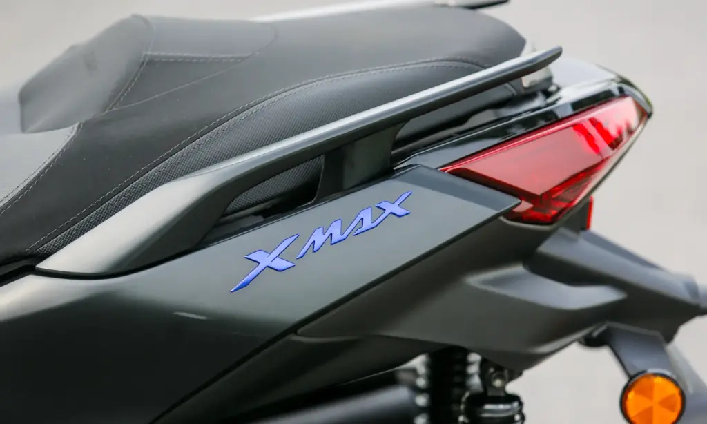 Giá xe Yamaha XMax 2025 mới nhất 6 tinxemoi com 703