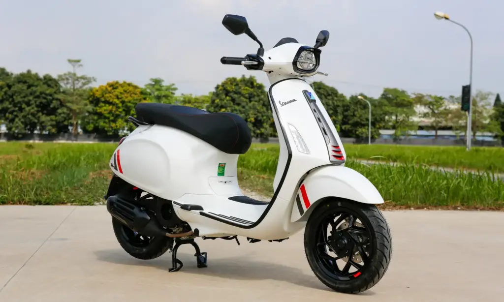 Giá xe Vespa Sprint 2025 mới nhất 2 tinxemoi com 709
