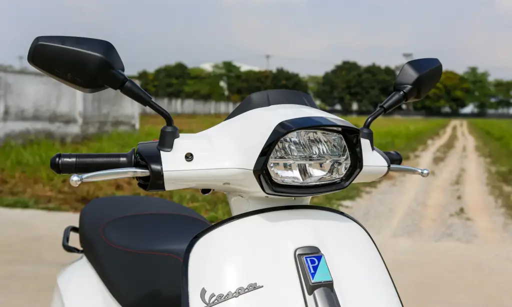 Giá xe Vespa Sprint 2025 mới nhất 3 tinxemoi com 710