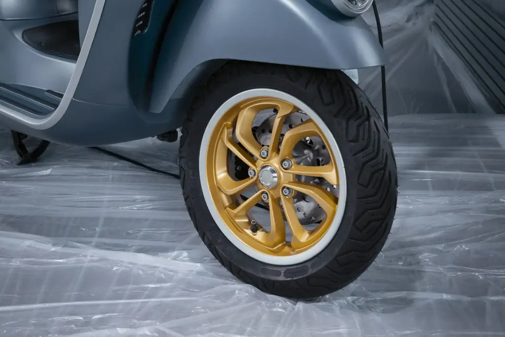 Giá xe Vespa Primavera 2025 mới nhất 8 tinxemoi com 737