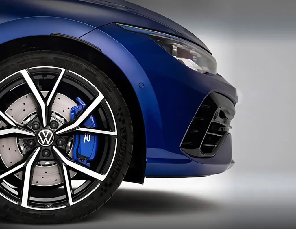 Giá xe Volkswagen Golf 2025 mới nhất 7 tinxemoi com 778
