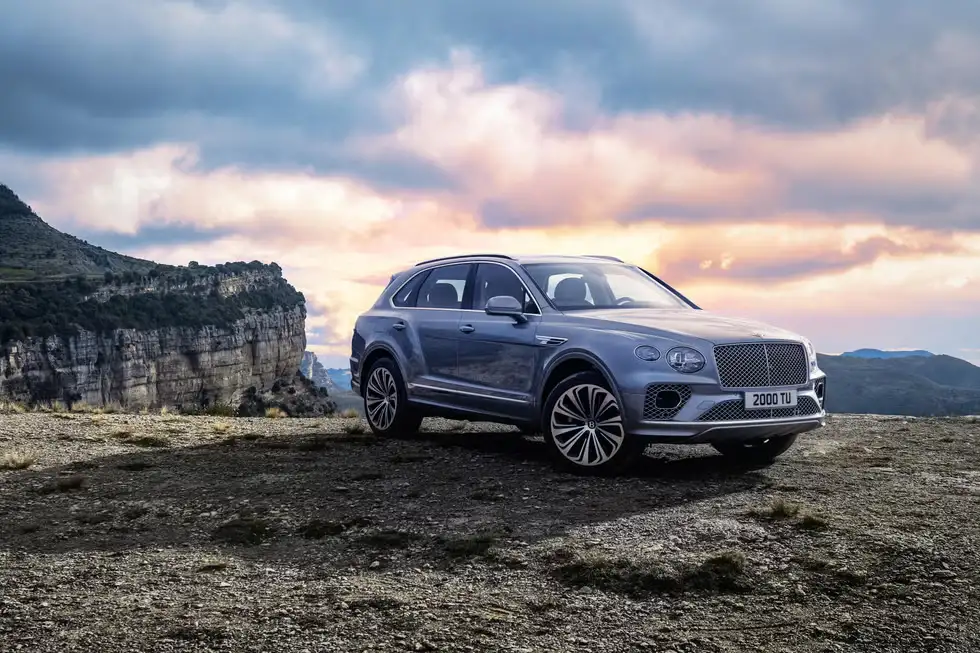 Giá xe Bentley Bentayga 2021 mới nhất 12 tinxemoi com 78