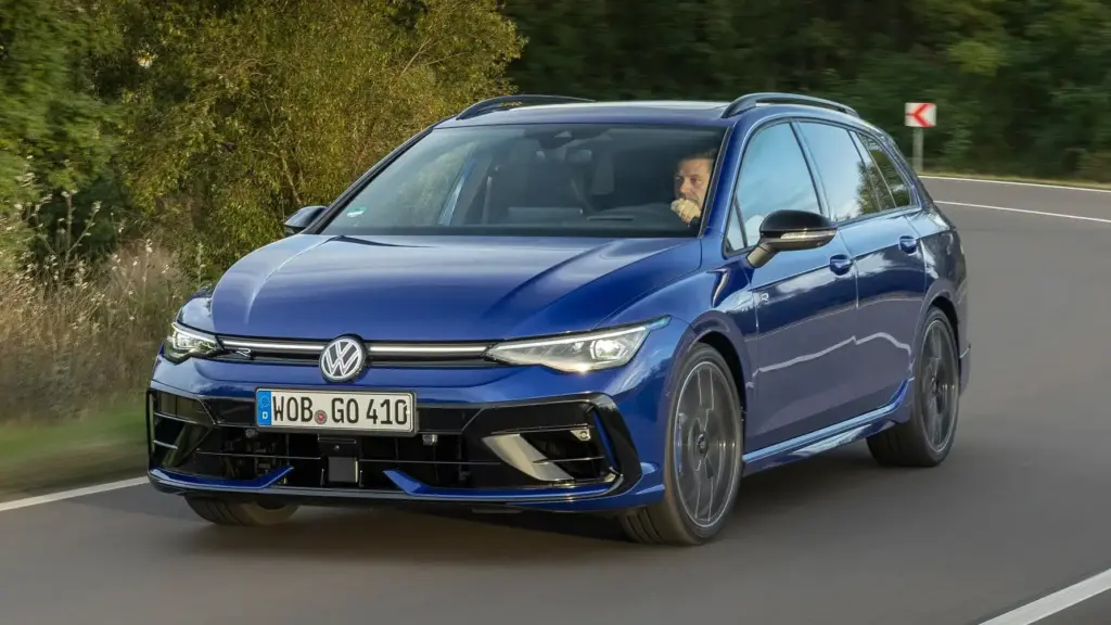 Giá xe Volkswagen Golf 2025 mới nhất 10 tinxemoi com 789