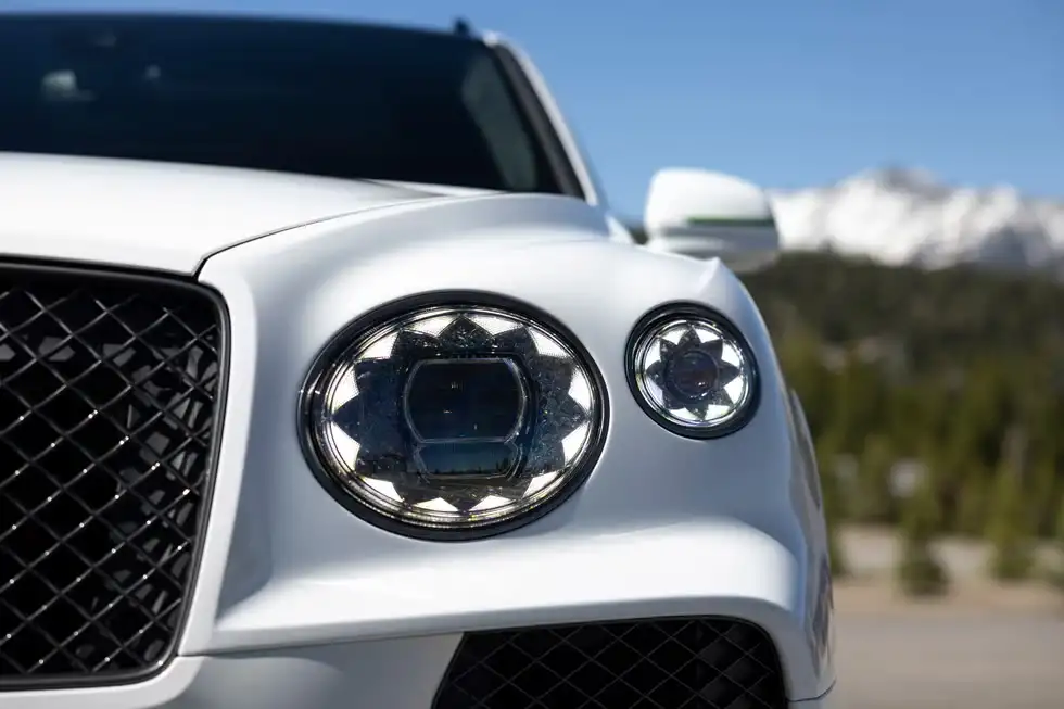 Giá xe Bentley Bentayga 2026 mới nhất 5 tinxemoi com 84