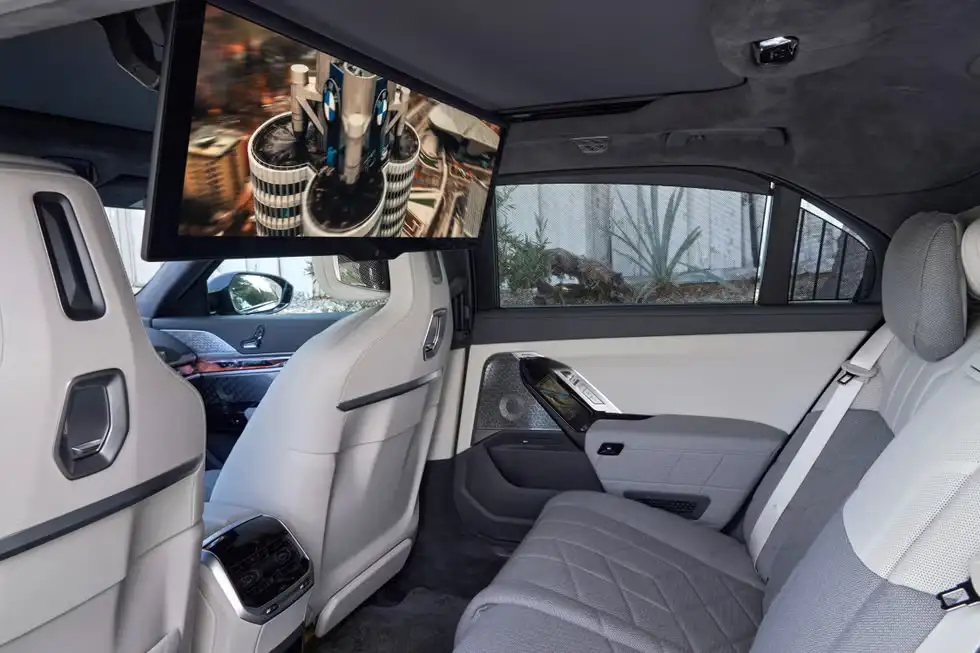 Giá xe BMW 7-Series mới nhất 19 image 154