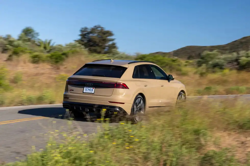 Giá xe Audi Q8 mới nhất 17 image 169