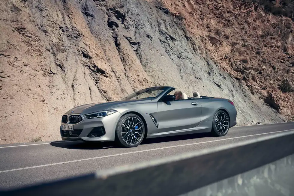 Giá xe BMW 8-Series mới nhất 15 image 23