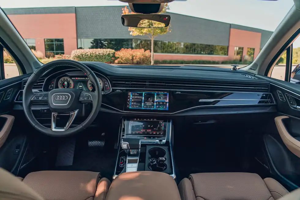 Giá xe Audi Q7 mới nhất 18 image 238