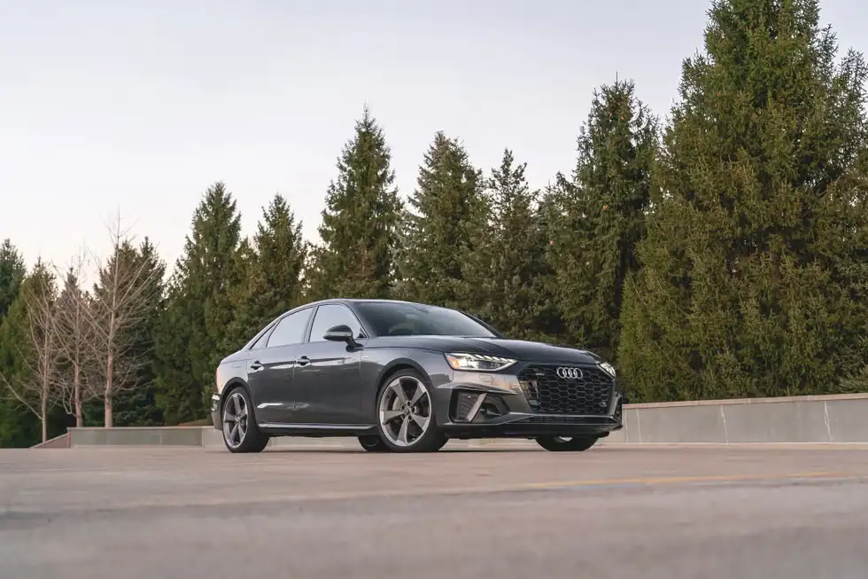 Giá xe Audi A4 mới nhất 16 image 248