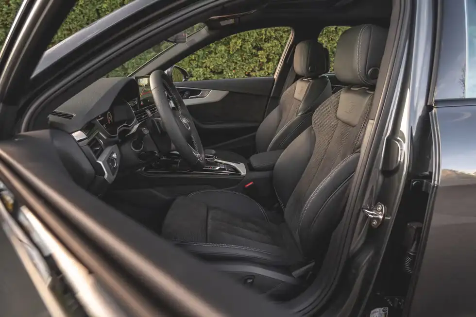 Giá xe Audi A4 mới nhất 19 image 251