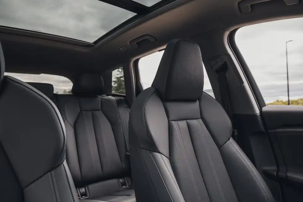 Giá xe Audi Q6 e-tron mới nhất 28 image 271